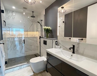 150 E Robinson Street - Photo Thumbnail 25