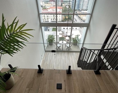 150 E Robinson Street - Photo Thumbnail 19