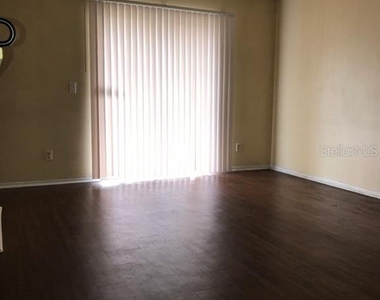 4148 Pershing Pointe Place - Photo Thumbnail 5