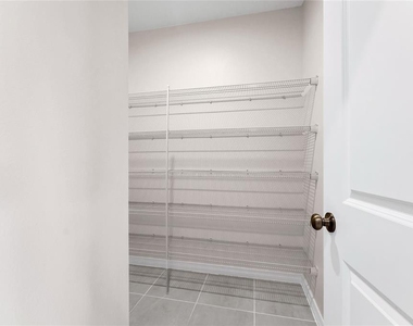 3800 Fescue Street - Photo Thumbnail 11