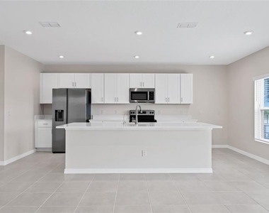 3800 Fescue Street - Photo Thumbnail 4