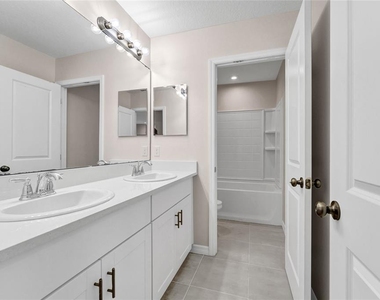 3800 Fescue Street - Photo Thumbnail 17