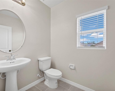 3800 Fescue Street - Photo Thumbnail 13