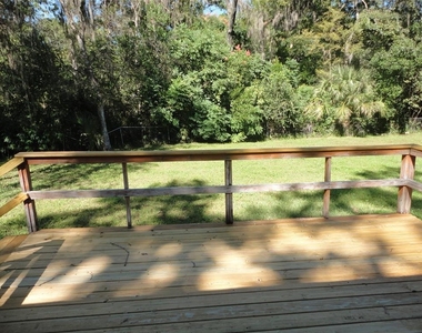 10212 Nw 6th Place - Photo Thumbnail 22