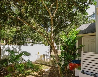 3915 Nw 7th Place - Photo Thumbnail 40