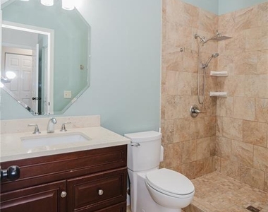 3915 Nw 7th Place - Photo Thumbnail 31