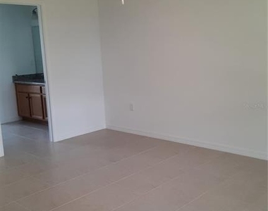 9 Ziegler Place - Photo Thumbnail 15