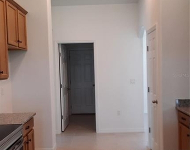 9 Ziegler Place - Photo Thumbnail 21