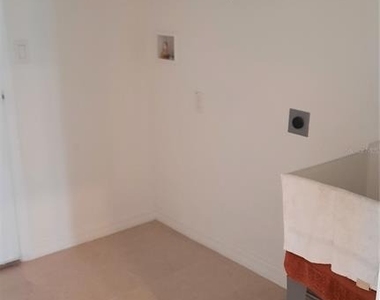 9 Ziegler Place - Photo Thumbnail 22