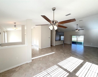 29 Pepper Lane - Photo Thumbnail 4