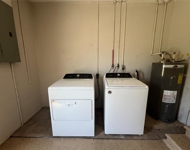 1387 Aken Street - Photo Thumbnail 28