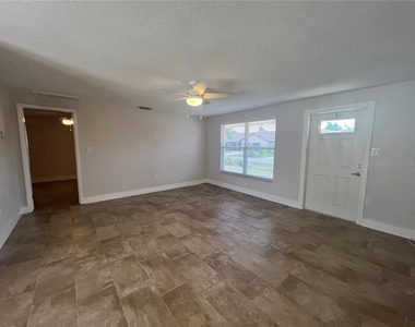 1387 Aken Street - Photo Thumbnail 5