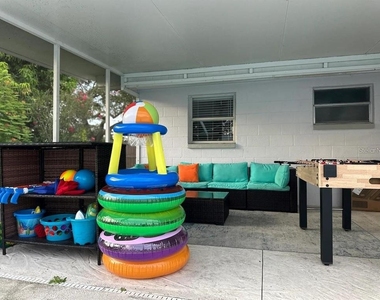 8628 Magnolia Drive - Photo Thumbnail 13