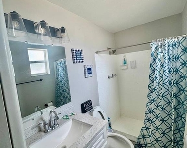 8628 Magnolia Drive - Photo Thumbnail 20