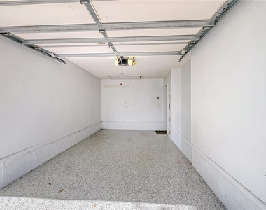 1249 Dockside Place - Photo Thumbnail 12