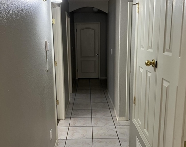 12628 Setting Sun Drive - Photo Thumbnail 20