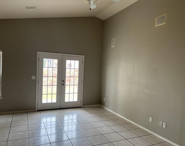 12628 Setting Sun Drive - Photo Thumbnail 35
