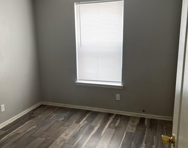 12628 Setting Sun Drive - Photo Thumbnail 23