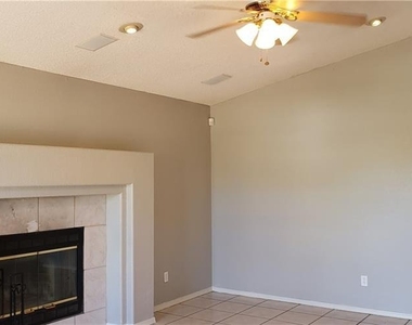12628 Setting Sun Drive - Photo Thumbnail 9