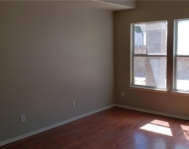 12628 Setting Sun Drive - Photo Thumbnail 4