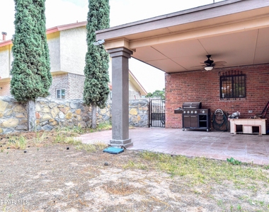 3009 Lake Spier Drive - Photo Thumbnail 45