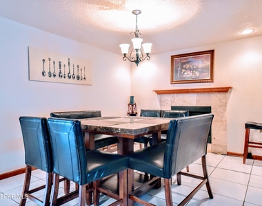 3009 Lake Spier Drive - Photo Thumbnail 17