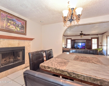 3009 Lake Spier Drive - Photo Thumbnail 11