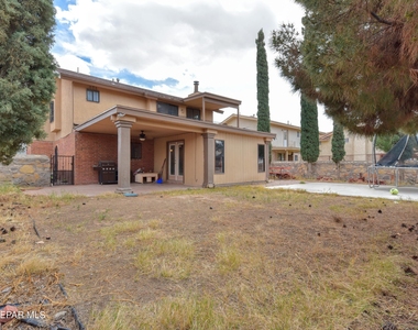 3009 Lake Spier Drive - Photo Thumbnail 43
