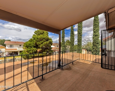 3009 Lake Spier Drive - Photo Thumbnail 36