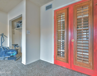 3009 Lake Spier Drive - Photo Thumbnail 31