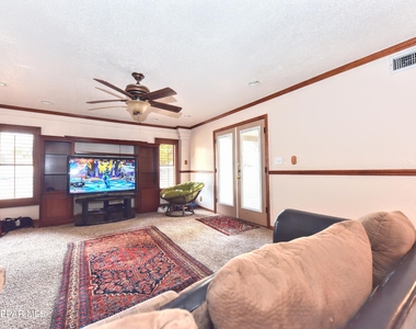 3009 Lake Spier Drive - Photo Thumbnail 19