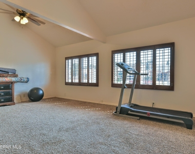 3009 Lake Spier Drive - Photo Thumbnail 28