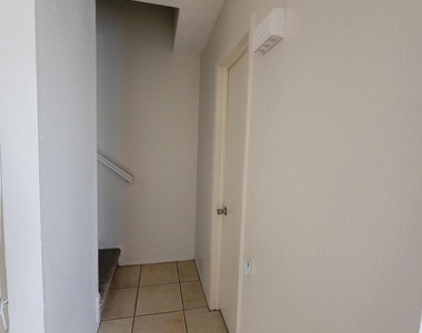 10401 Ashwood Drive - Photo Thumbnail 19