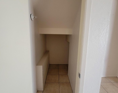 10401 Ashwood Drive - Photo Thumbnail 9