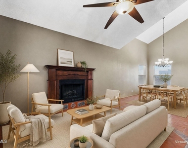 11312 Loma Royal Place - Photo Thumbnail 2