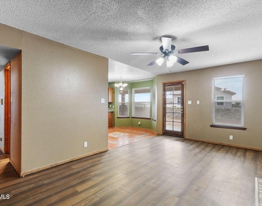 11312 Loma Royal Place - Photo Thumbnail 12