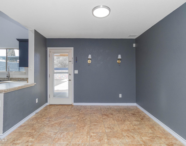 11612 Mesquite Miel Drive - Photo Thumbnail 19