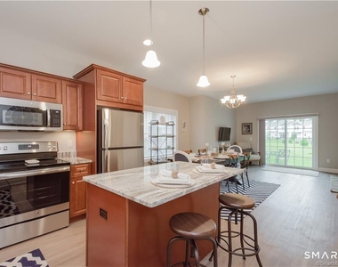 24 Mill Pond Drive - Photo Thumbnail 3