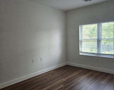 100c Danbury Road - Photo Thumbnail 10