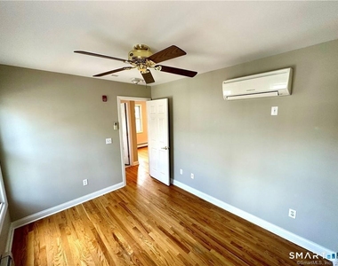 137 Mason Street - Photo Thumbnail 8