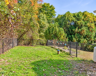 4 Hopewell Drive - Photo Thumbnail 18