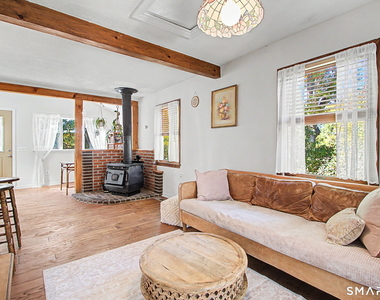 4 Hopewell Drive - Photo Thumbnail 4