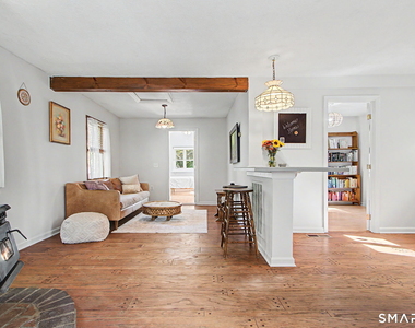 4 Hopewell Drive - Photo Thumbnail 1