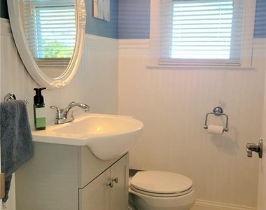 534 Fern Street - Photo Thumbnail 11