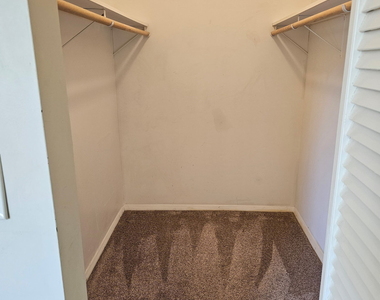 220 Main Street - Photo Thumbnail 9