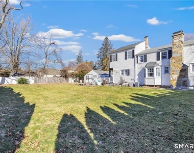 12 Sunset Avenue - Photo Thumbnail 27