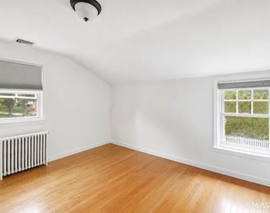 12 Sunset Avenue - Photo Thumbnail 24