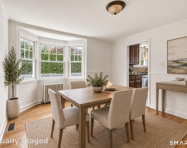 12 Sunset Avenue - Photo Thumbnail 8