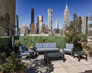 East 29th Street - Photo Thumbnail 5