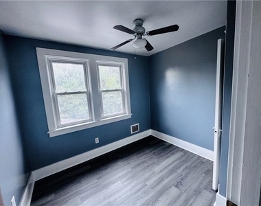 2308 Starkamp St - Photo Thumbnail 9